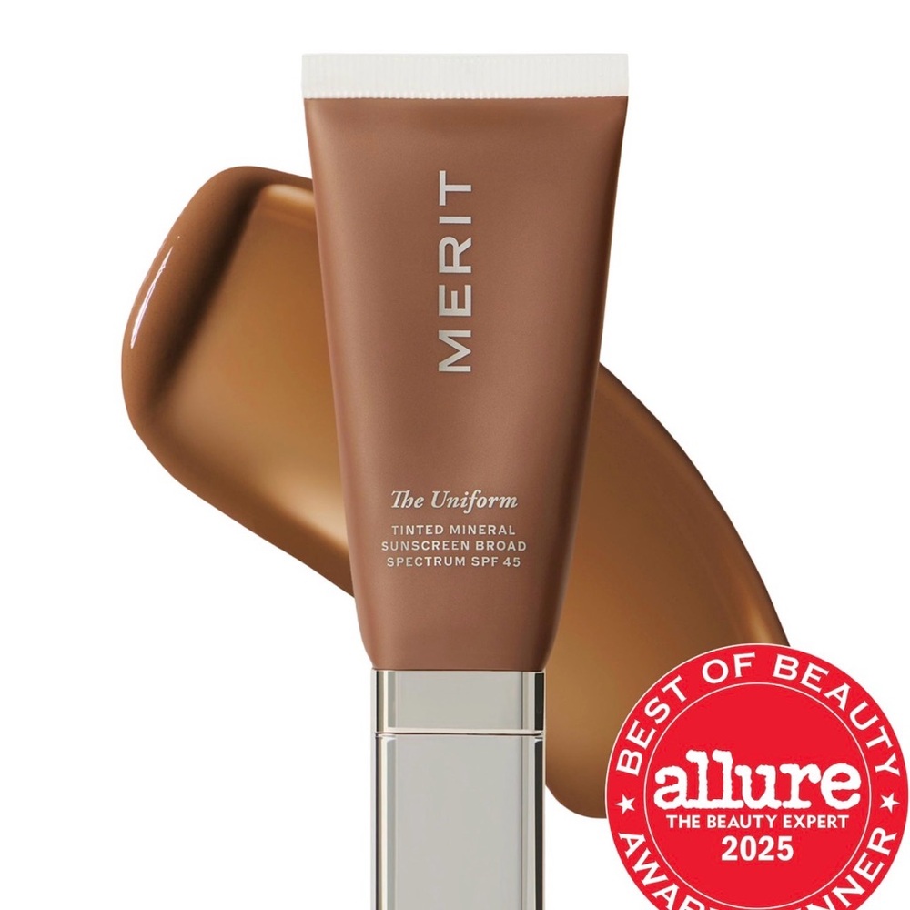 Merit The Uniform Tinted Mineral Sunscreen Skintint Broad Soectrum SPF 45- 6
